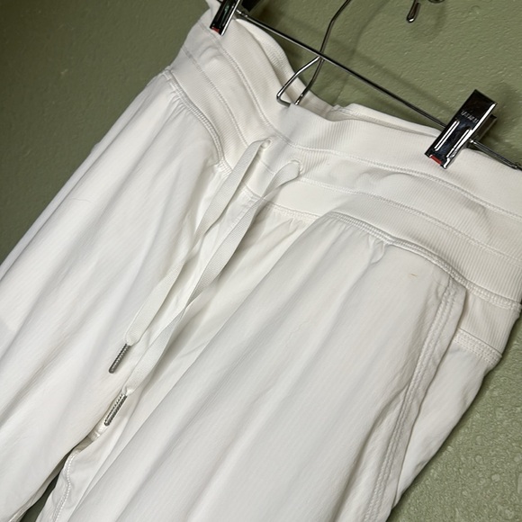 LULULEMON White joggers - Picture 1 of 9